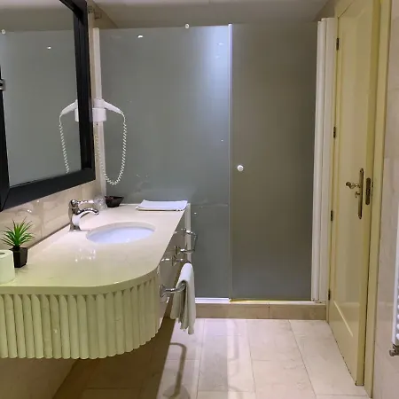 San Francisco Hotel 3*